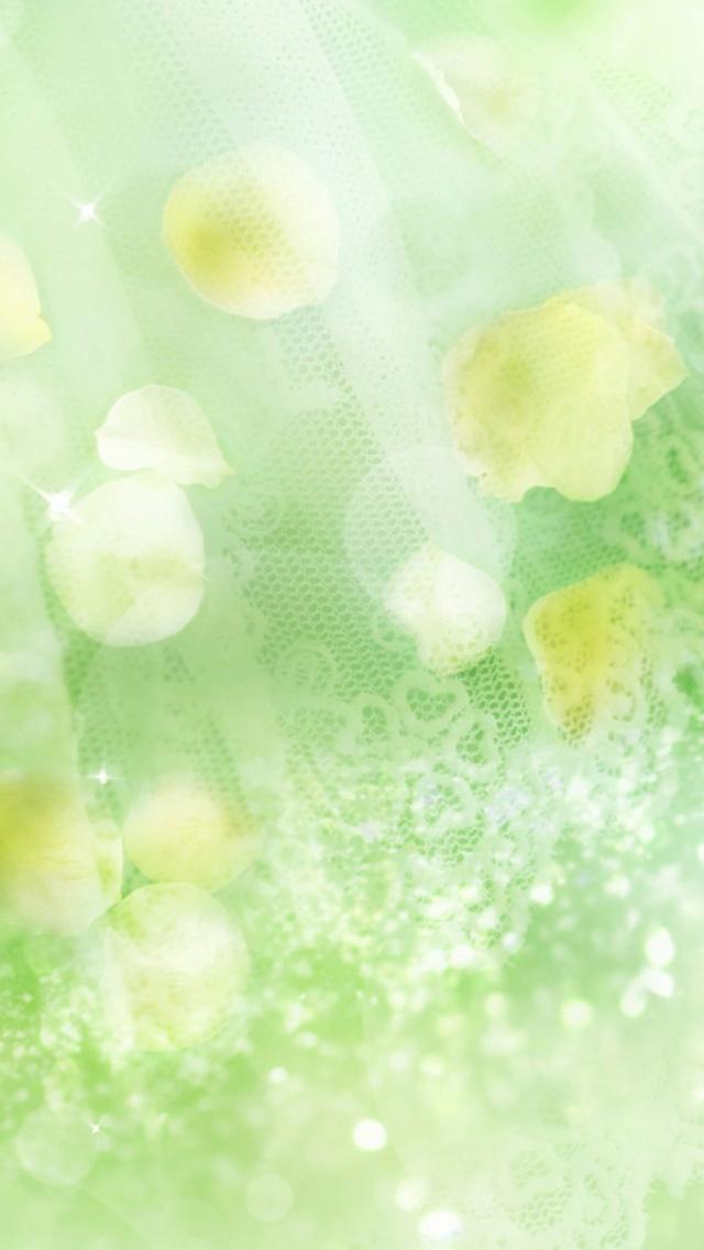 Girly Style iPhone Wallpapers