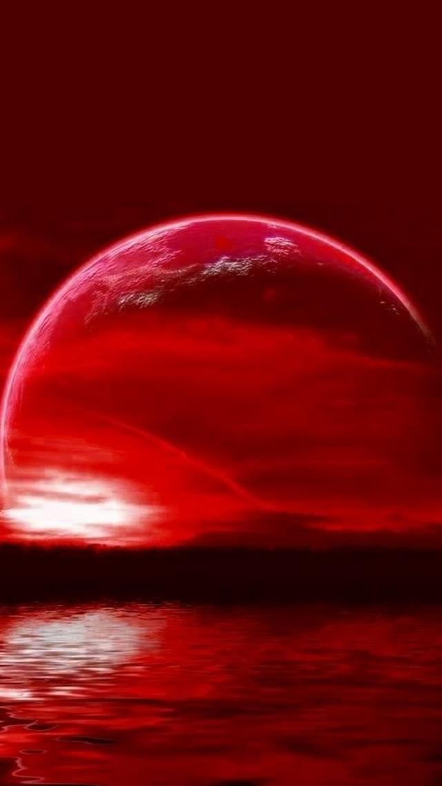 Red Moon