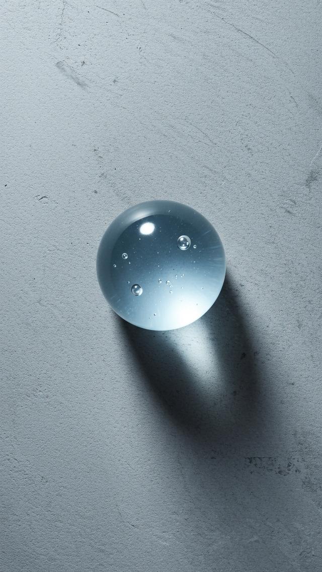 コンクリートにガラス玉