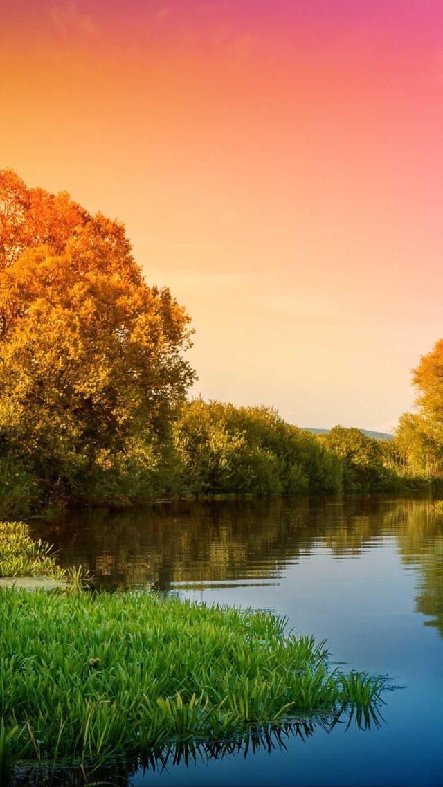 梦幻般的红色天空 高清壁纸