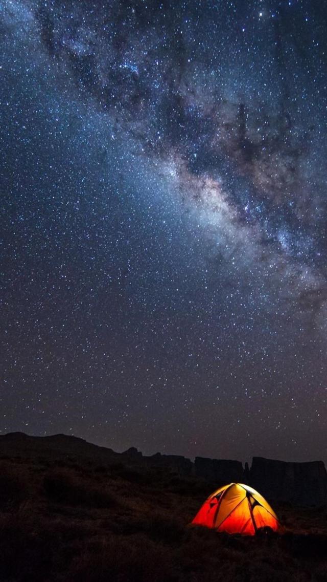 Camping Under the Starry Sky