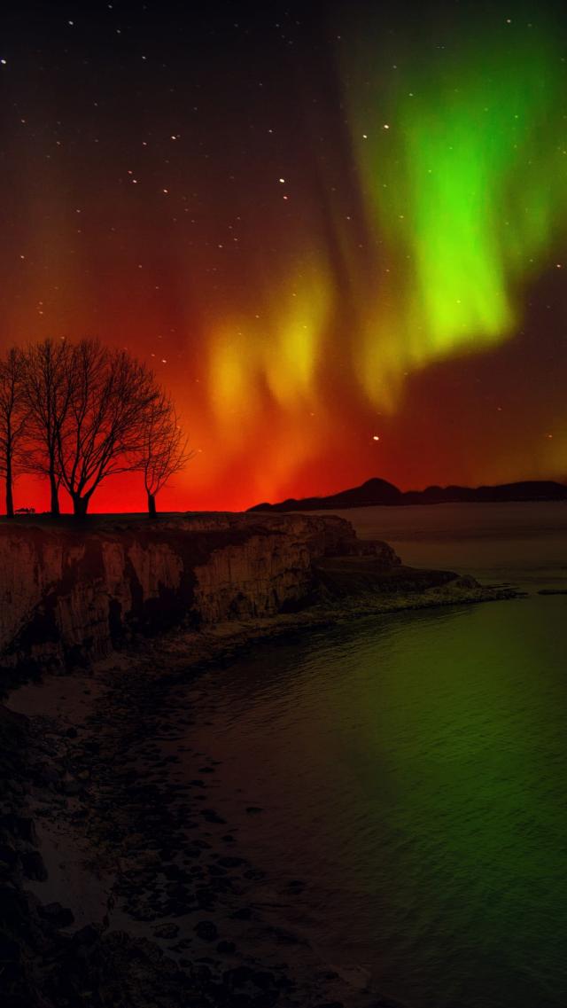 红色极光 高清壁纸