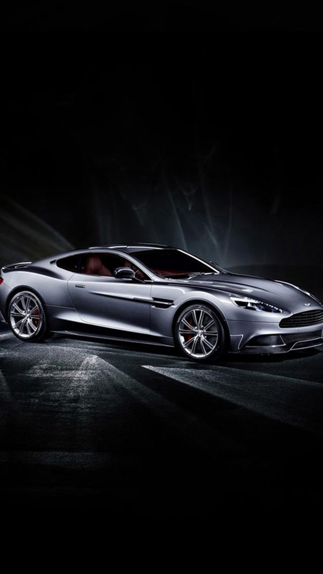 Aston Martin Vanquish