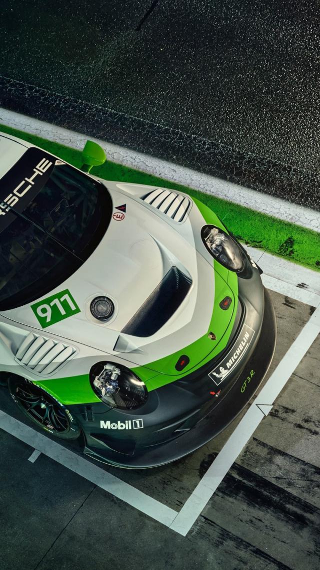 Porsche 911 Racing Car