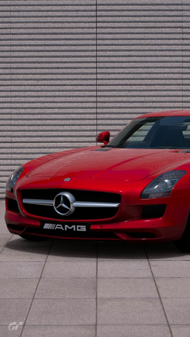 Mercedes Benz SLS - The Roaring Beast