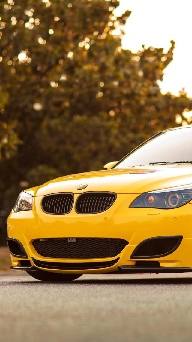 BMWM5(Yellow)