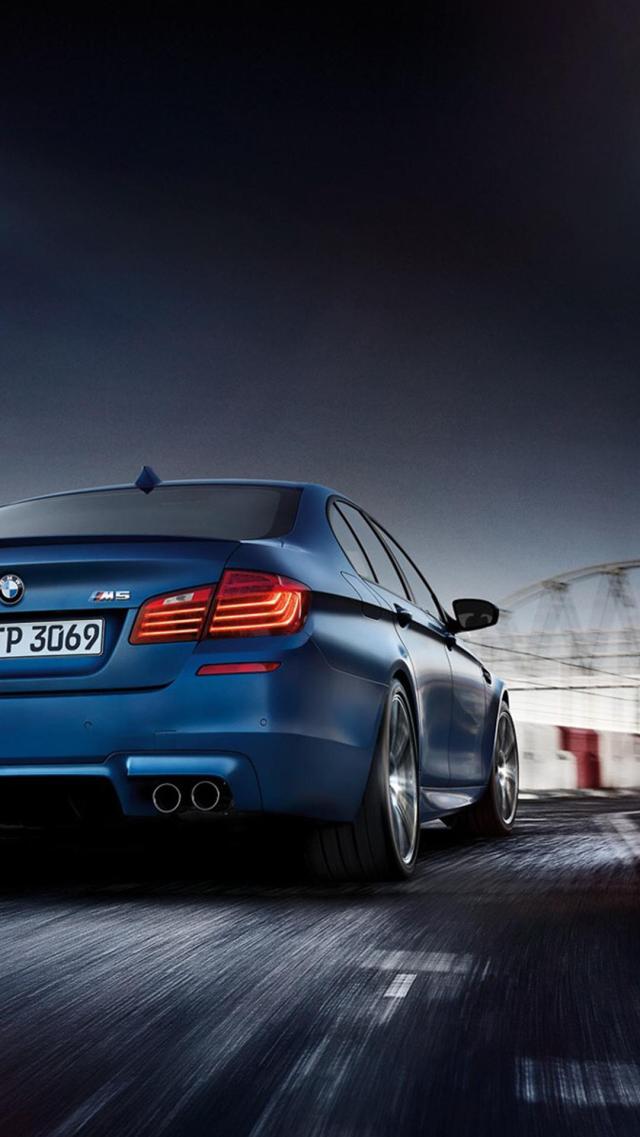 BMWM5