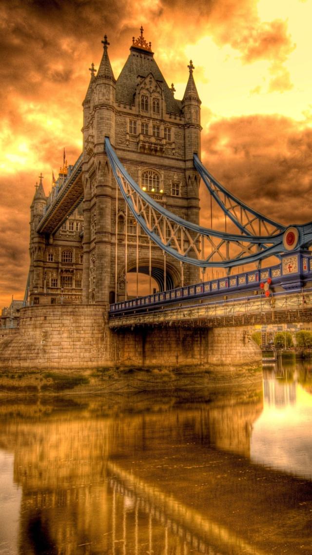 Tower Bridge