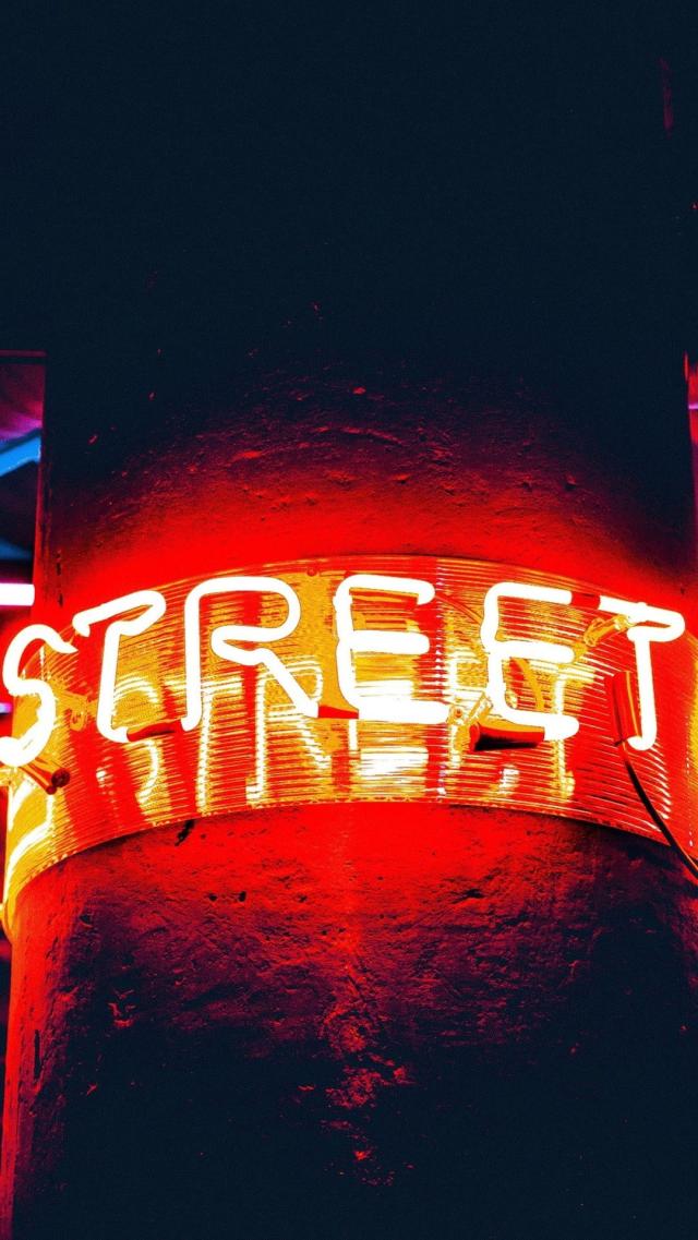 Neon - Street Scene