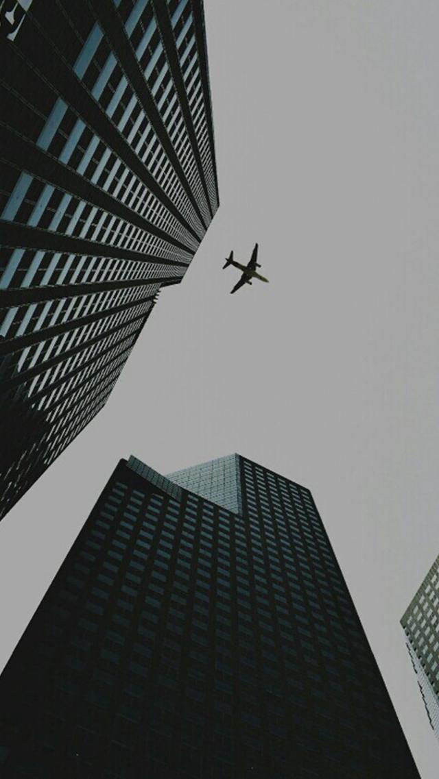 Buildings and Airplanes