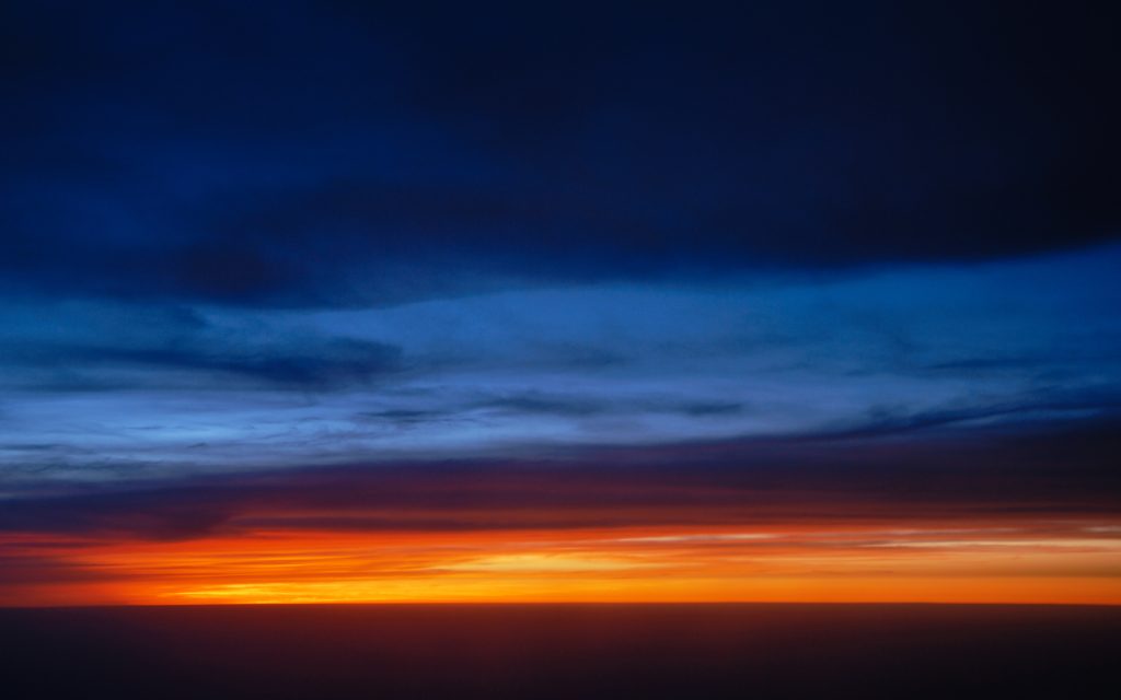 天空晚霞