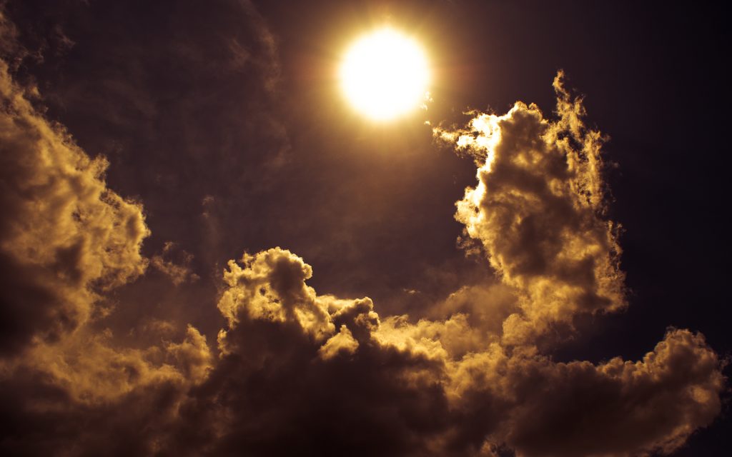 云间夕阳