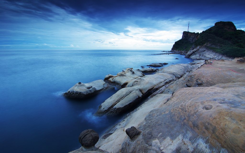 海岸岩石美景
